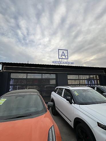 Секционные ворота: Алюминиевые, Автоматические, Длина: 10 м, Alutech, Для гаража, Для частного дома, Для автомойки, Оптом, Новый, Бесплатная установка — 7