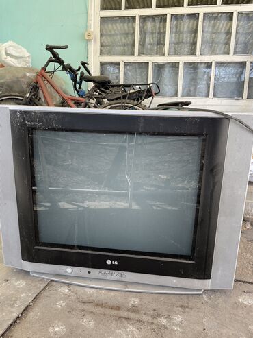 lg televizor cvetnoj: Продается телевизор