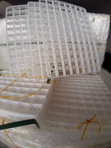 İnkubatorlar: 88 ədədlik toyuq latoq 
ölçü (50 .36) — 9