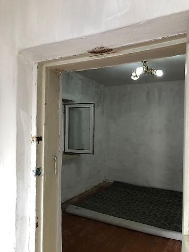 Продажа времянок: Ош базарга жакын жерден. Уй сатылат . учосток 2 сотик кызыл китеп — 3