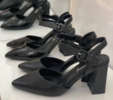 Salonke: Salonke, 40 — 4