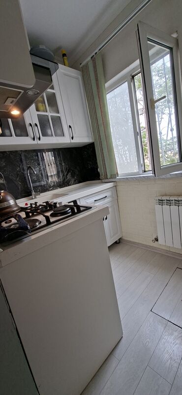 Köhnə tikili: Bakı, Bayıl, 2 otaqlı, Köhnə tikili, 45 kv. m -da lalafo.az — 12 Köhnə tikili: Bakı, Bayıl, 2 otaqlı, Köhnə tikili, 45 kv. m — 12