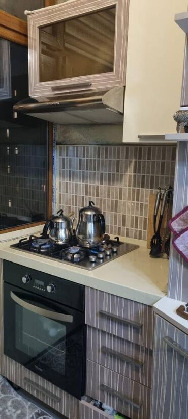 Köhnə tikili: Bakı, 2 otaqlı, Köhnə tikili, m. Qara Qarayev, 58 kv. m — 9