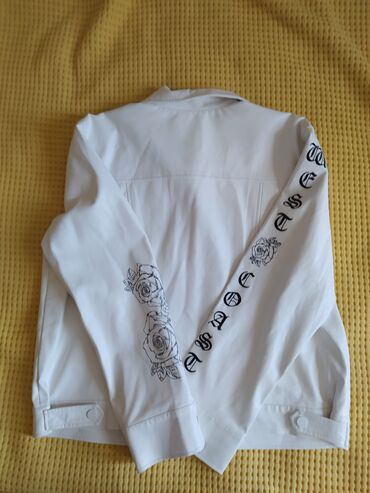 Ostale jakne, kaputi, prsluci: Guess bela univerzalna jakna sa vezenim aplikacijama na — 4