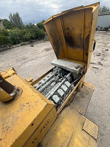 traktor radiatoru: K-700 “Kirovets” ağır sinif təkərli traktor - Güclü V12 dizel — 7