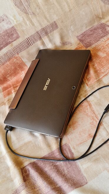 ASUS: ASUS Transformer Book – hibridni uređaj (tablet + dok tastatura) kao — 2