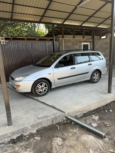 машинист башенного крана: Ford Focus: 2000 г., 1.6 л, Бензин, Универсал