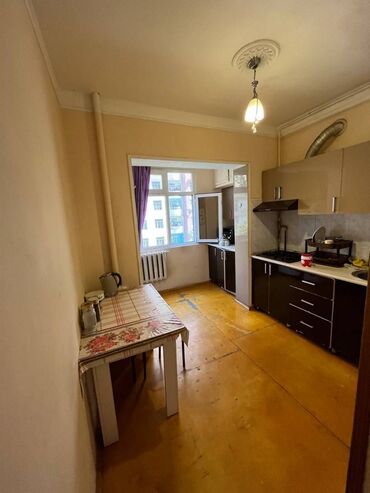 Köhnə tikili: Bakı, 2 otaqlı, Köhnə tikili, 60 kv. m — 1