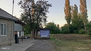 участка бишкек: Продаётся жилой дом с большим участком и хозяйственными постройками — 3