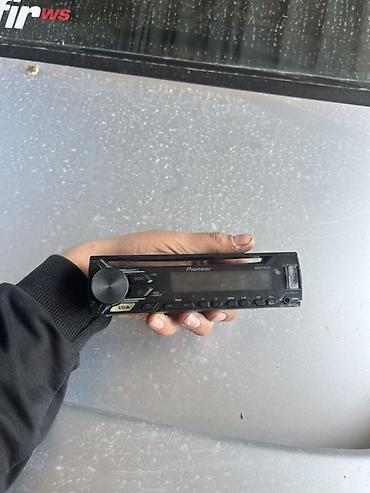 mercedesbenz ceska sag arxa qapi: Pioneer avtomobil maqnitofonunun çıxarıla bilən ön paneli (faceplate) — 4