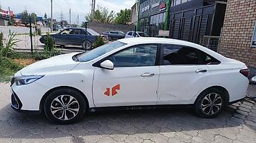 byd e1: Dongfeng : 2020 г., 0.1 л, Автомат, Электромобиль, Седан — 2