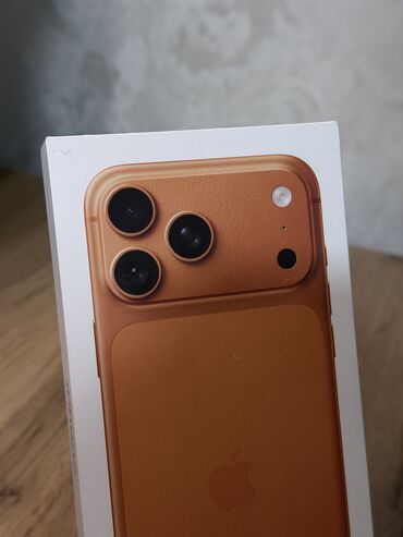 Apple iPhone: IPhone 17 Pro Max, Новый, 512 ГБ, Оранжевый, Кабель, Коробка, 100 % — 3