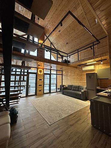 Посуточная аренда домов: 150 м², 4 комнаты, Кондиционер — 3