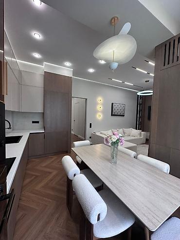 Студия, 75 м², Южная Магистраль Элитка, 1 этаж, Дизайнерский ремонт at lalafo.kg Студия, 75 м², Южная Магистраль Элитка, 1 этаж, Дизайнерский ремонт