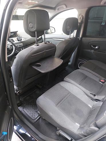 renault scenic 2007: Renault Grand Scenic: 1.5 l | 2009 il 320000 km Van/Minivan — 7