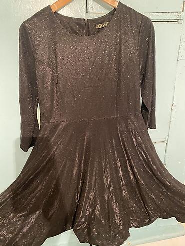 Повседневные платья: Женское платье Платье: - Цвет: чёрный блестящий Состояние:новый — 1