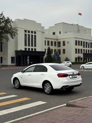 Geely: Geely Emgrand: 2018 г., Электромобиль, Седан — 6
