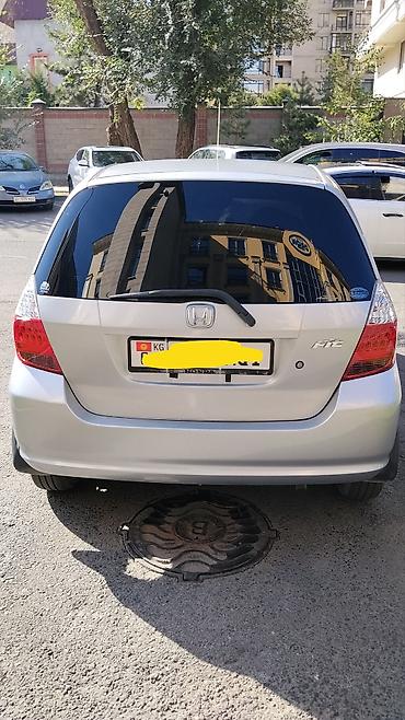 Продажа авто: Honda Fit: 2002 г., 1.3 л, Вариатор, Бензин, Хэтчбэк — 4