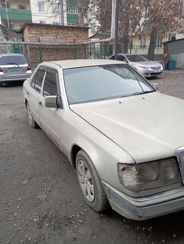 с 63: Mercedes-Benz W124: 1992 г., 2.5 л, Механика, Дизель, Седан