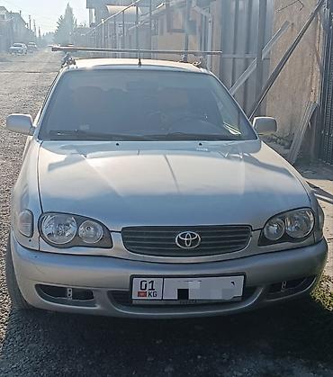 Toyota Corolla: 2000 г., 1.4 л, Механика, Бензин, Хэтчбэк