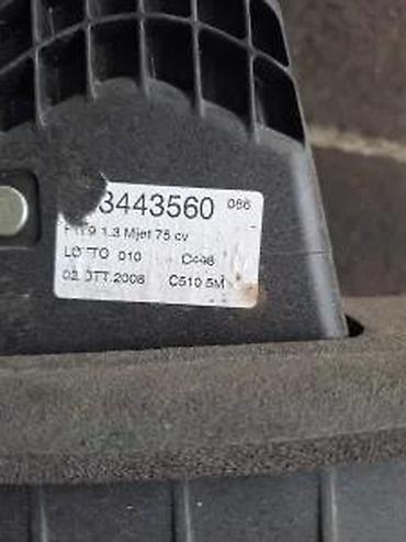 auto max obrenovac: FIAT GRANDE SALT HEBLA SA SAJLAMA 1.3 MJTD | Skinuta sa grande punta — 2