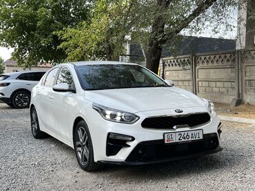 автомобиль на кредит: Kia K3: 2018 г., 1.6 л, Вариатор, Бензин, Седан