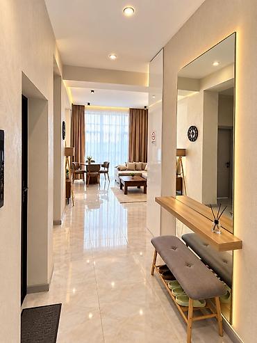 su cenler: SEA BREEZE POLO RESIDENCE-də kirayə mənzil 1 Gün - 120 azn 1 Həftə - — 3