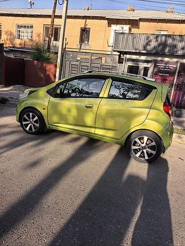 sprinter 4 4: Chevrolet Spark: 2010 г., 1 л, Механика, Хэтчбэк — 2