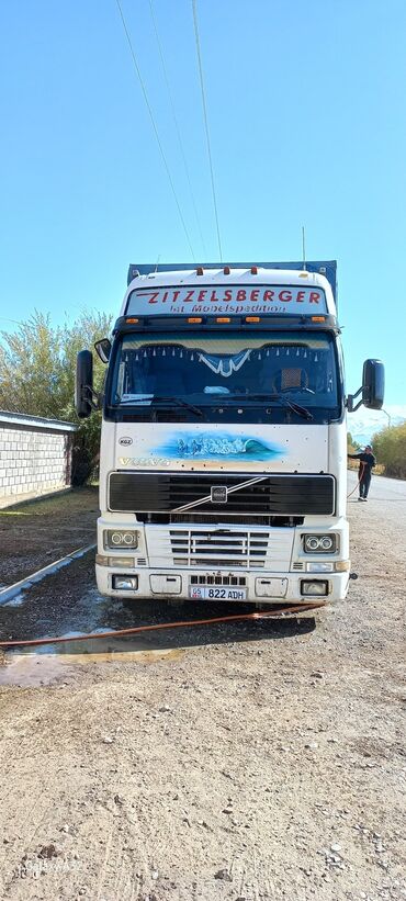 дево жентра: Грузовик, Volvo