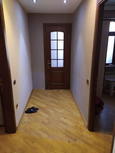 Uzunmüddətli kirayə mənzillər: Yeni Günəşli AB massivində köhnə tikili binada Bravonun yanında 2 -da lalafo.az — 3 Uzunmüddətli kirayə mənzillər: Yeni Günəşli AB massivində köhnə tikili binada Bravonun yanında 2 — 3