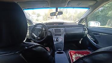 домкрат на лексус: Toyota Prius: 2011 г., 1.8 л, Вариатор, Гибрид, Хэтчбэк — 9