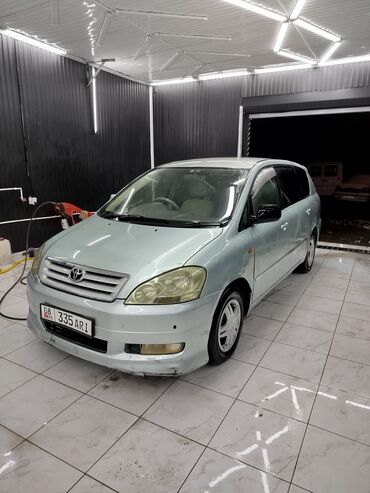 авто прадо: Toyota Ipsum: 2002 г., 2.4 л, Автомат, Бензин, Минивэн