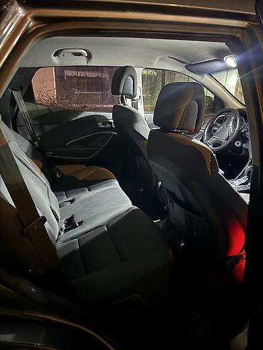 vozol vista 40000: Hyundai Santa Fe avtomobili üçün salon interyeri təqdim olunur — 3