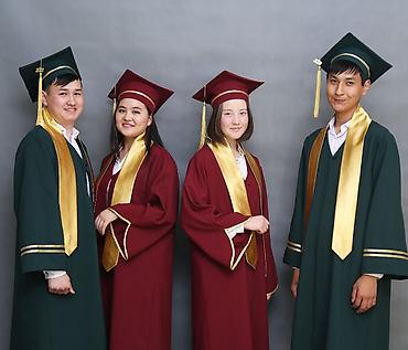 Спецодежда: Мы даем мантии на прокат. Уважаемые выпускники! Ждём ваших заказов — 2