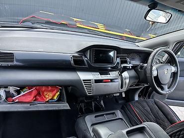 honda edix 2005: Honda Edix: 2005 г., 1.7 л, Автомат, Бензин, Хэтчбэк — 3