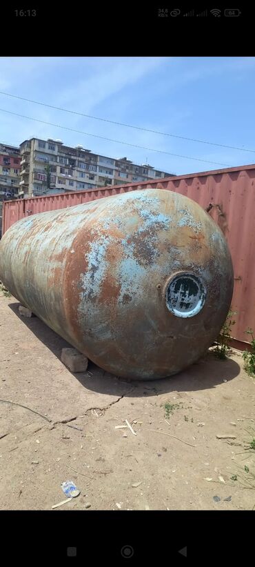 3 tonluq cen: Bak, Metal, 10 l l, İşlənmiş, Ödənişli çatdırılma