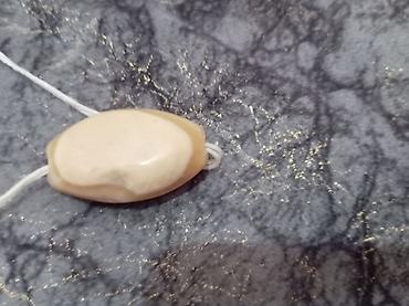 Kulonlar: Zob əridən Təbii daşdan hazırlanmış oval kolye asqısı - Material — 9