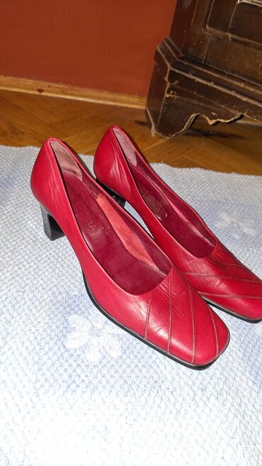 Salonke: Salonke, 38 — 1