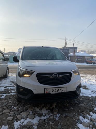 предлогайте варианты: Opel Combo: 2020 г., 1.5 л, Механика, Дизель, Van