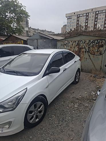 sonata nurais: Hyundai Solaris: 2015 г., Автомат, Бензин, Седан — 2
