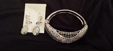 Üzüklər: Böyük həcmli qadın üzük kolleksiyası - Ümumi sayı: 12 ədəd - — 9