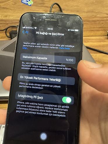 2.el macbook: IPhone 8, 64 GB, Space Gray, Barmaq izi, Simsiz şarj, Sənədlərlə — 3