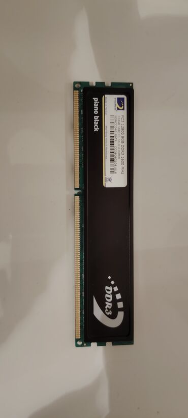 Operativ yaddaş (RAM): Operativ yaddaş (RAM) 8 GB, 1600 Mhz, DDR3, PC üçün, İşlənmiş