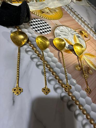 Ложки: Пара декоративных ложек, позолоченные.Продаем. - Материал: металл с — 7