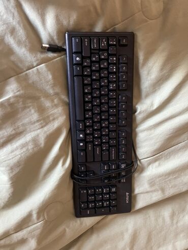 наклейка для клавиатуры: Клавиатура, A4Tech, Мембрандык, Зымдуу туташтыруу, Өлчөмү: 100%