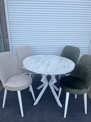 Setovi stolova i stolica: 🌟🌟akcijska cena 🌟🌟 cena okruglog seta 270€ u set spadaju 4 stolice i na lalafo.rs — 6 Setovi stolova i stolica: 🌟🌟akcijska cena 🌟🌟 cena okruglog seta 270€ u set spadaju 4 stolice i — 6