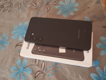 samsug j6: Samsung Galaxy A73 5G, 128 ГБ, цвет - Черный, Отпечаток пальца, Две SIM карты