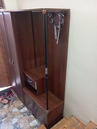 kunc dolablar: İşlənmiş, 2 qapılı, Qəhvəyi, Açılan, Künc dolab — 1