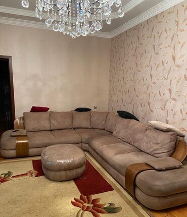 puf v prikhozhuyu: Угловой диван, Б/у, Нераскладной, Без подьемного механизма, Нет доставки