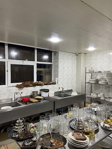 İcarəyə restoran və kafelər: Telefonda deqiq texmini teqribi unvan deyilmir. Obyekti gosterme — 19